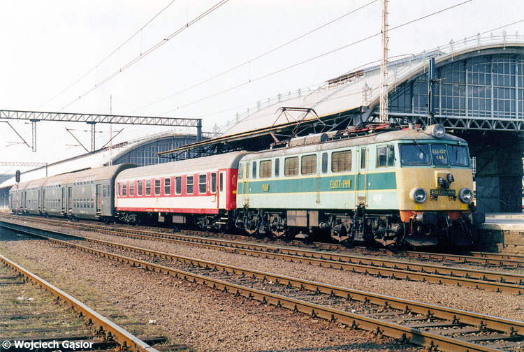 0308-03.jpg