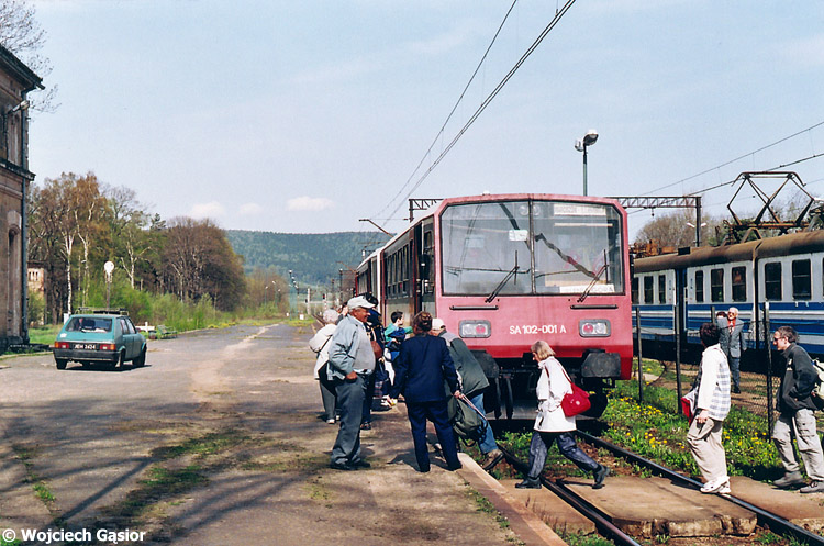 0406-00.jpg
