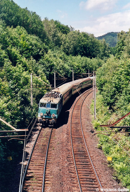 0409-03.jpg