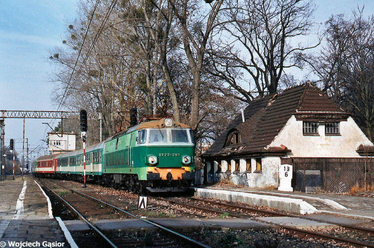 0532-03.jpg