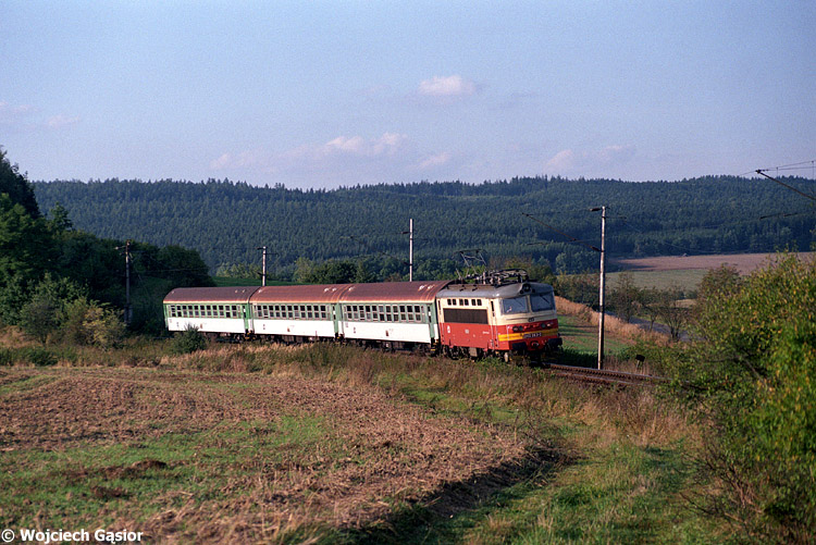0814-03a.jpg
