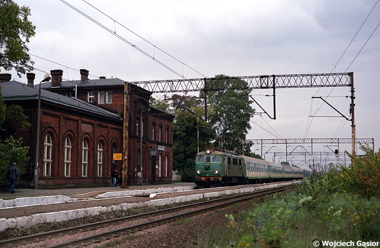 0816-02a.jpg