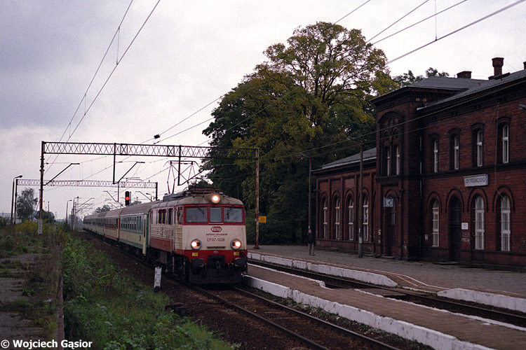 0816-04a.jpg