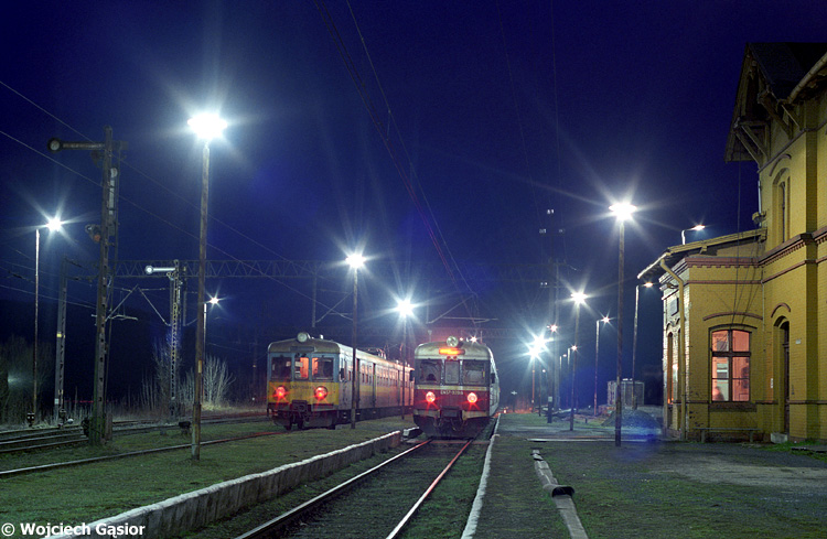 0903-08a.jpg