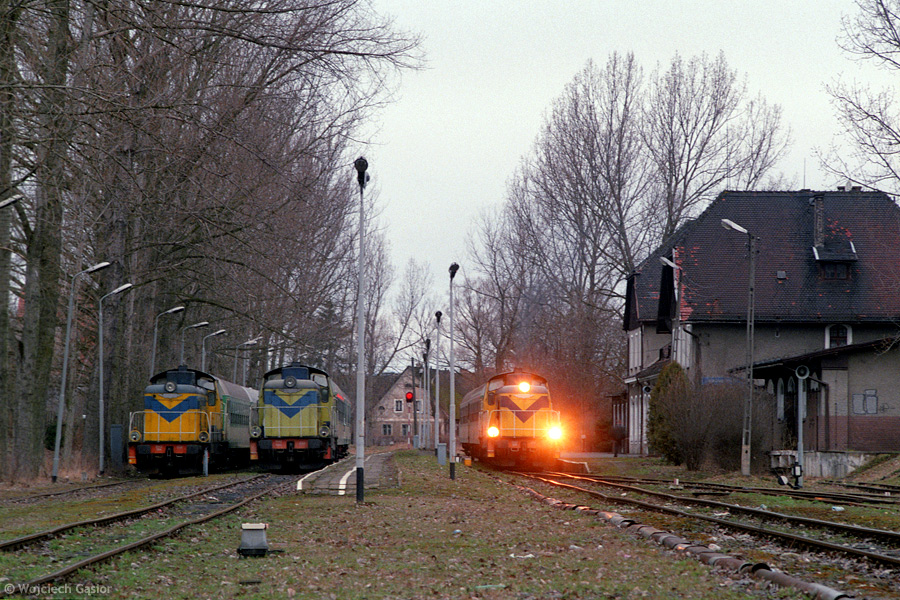 0903-32a.jpg
