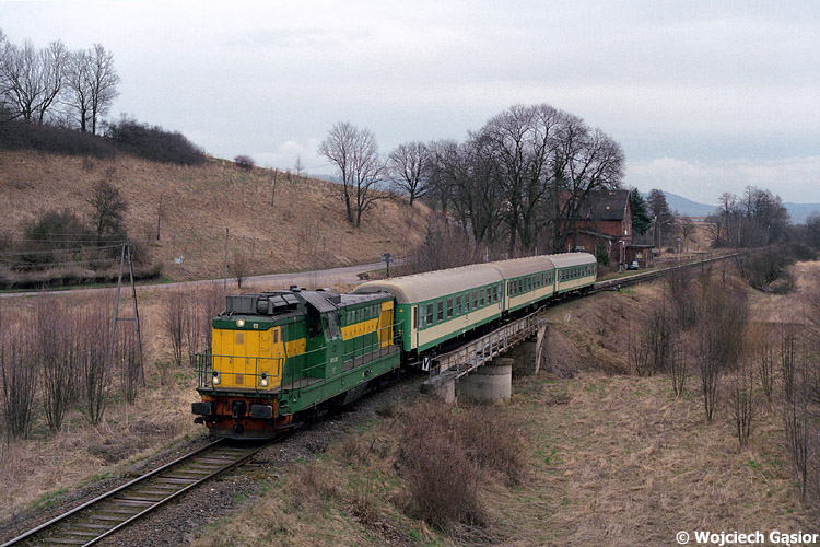 0903-36a.jpg