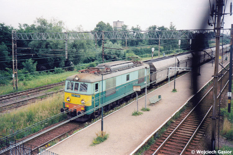 1998-01.jpg