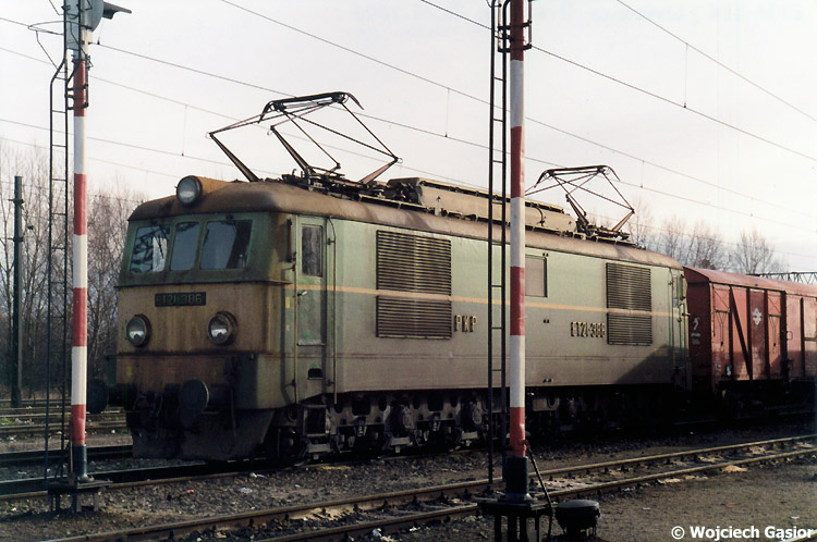2000m-34a.jpg