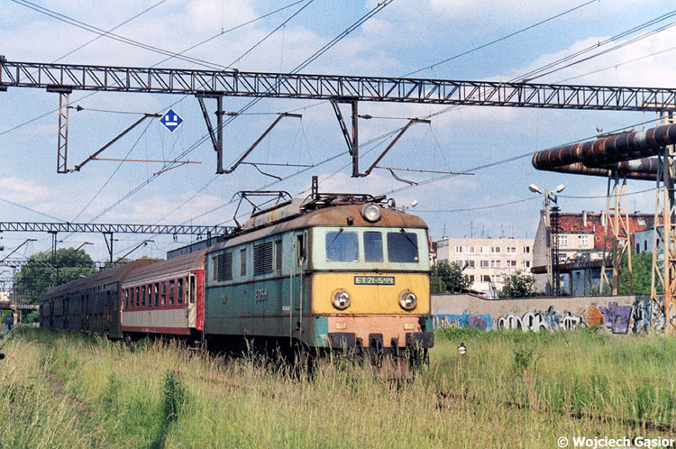 2001k-25.jpg
