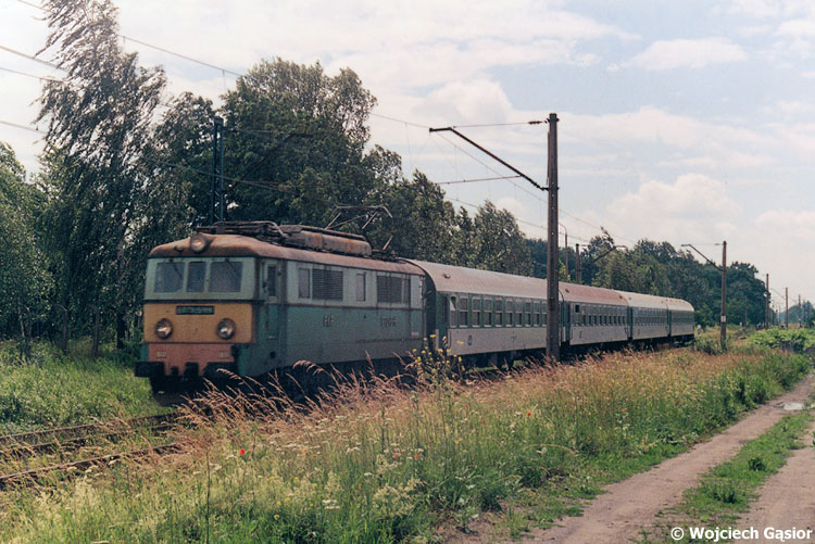 2001l-30.jpg