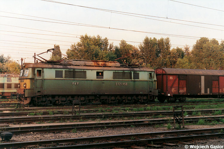 2001p-30.jpg