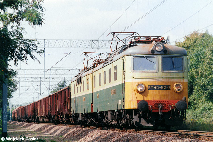 2001s-05a.jpg