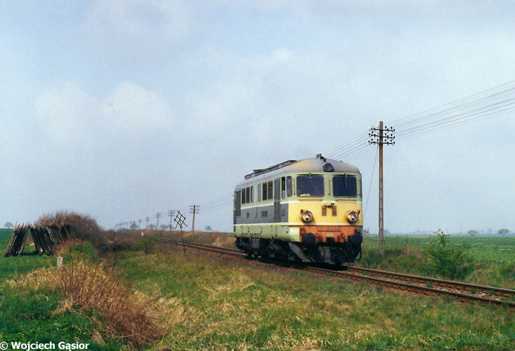2002i-00a.jpg