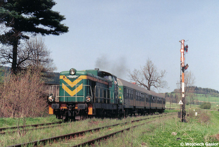 2002j-00.jpg