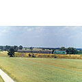 2002n-04a.jpg