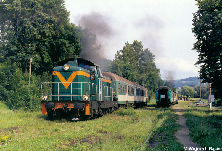 2002n-20a.jpg
