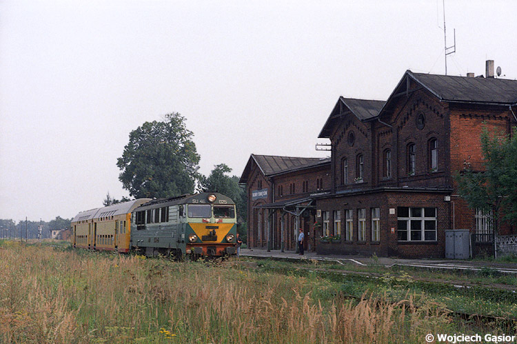 2002u-18.jpg