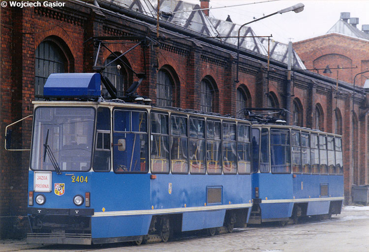 0304-16a.jpg