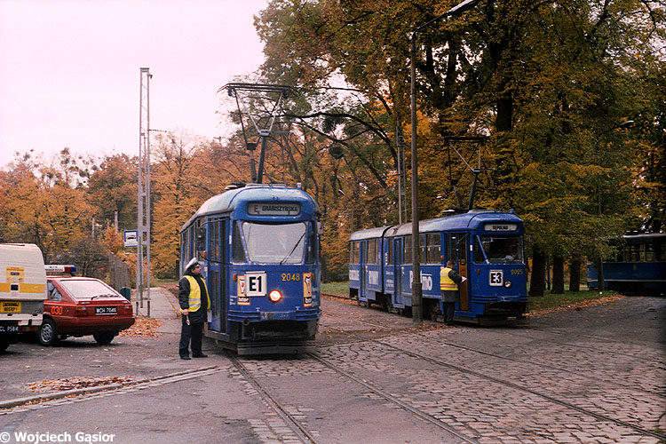 2001v-13a.jpg