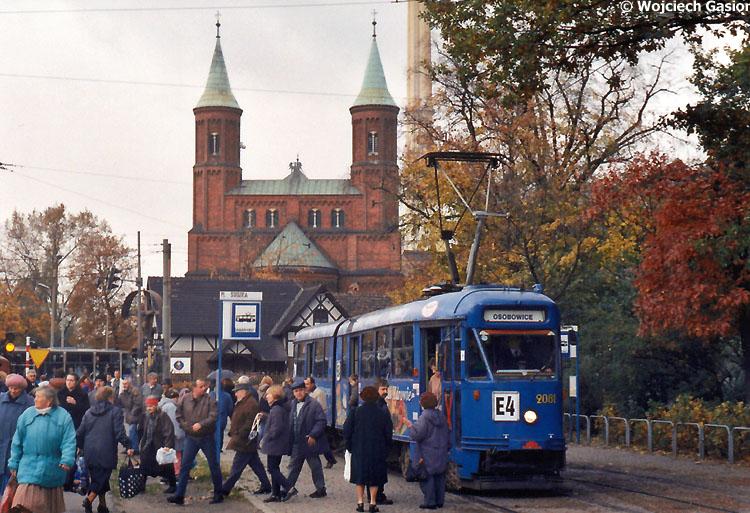 2001v-25a.jpg