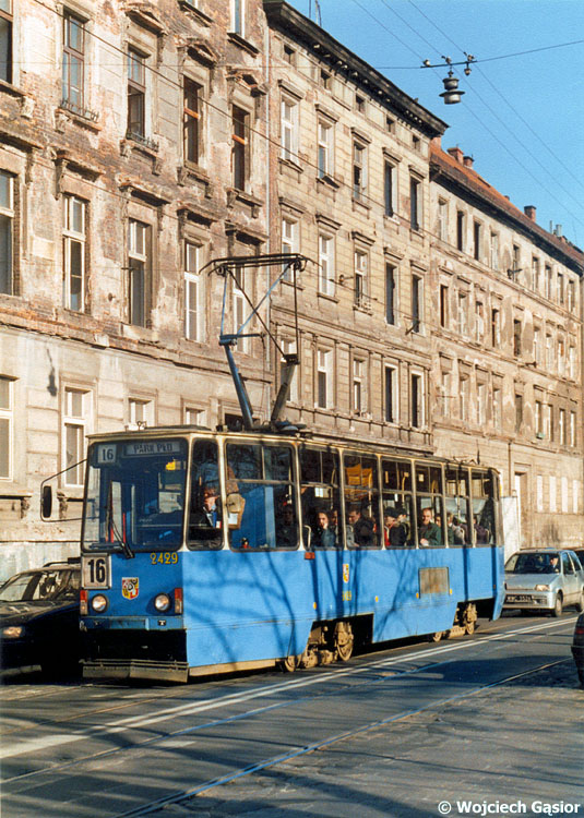 2002e-07a.jpg