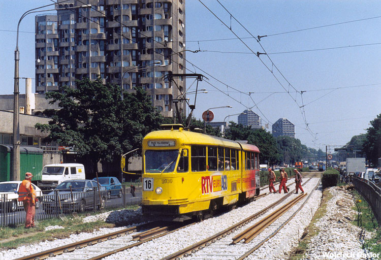 2002n-00a.jpg