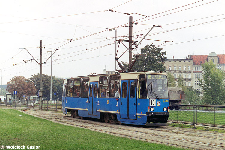 2002w-35.jpg