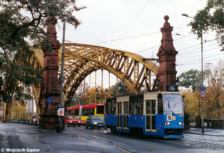 2002x-29a.jpg